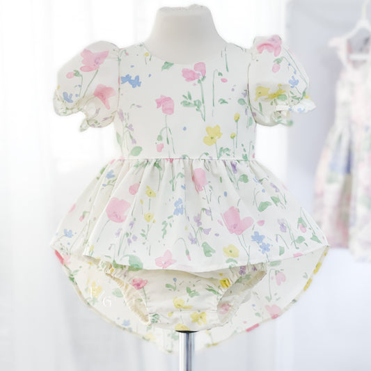 EXTRA : High-Low Skirt