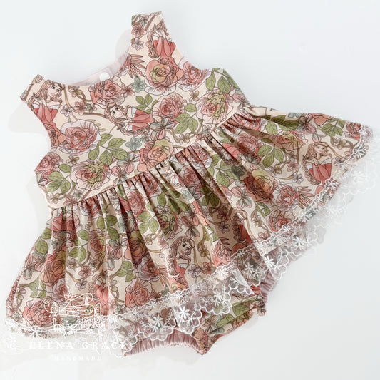 The Sleeveless Caroline / 12-18m "Princess"